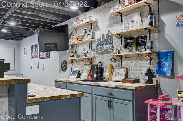 308 Parkdale Avenue, Royal Oak, MI 48073