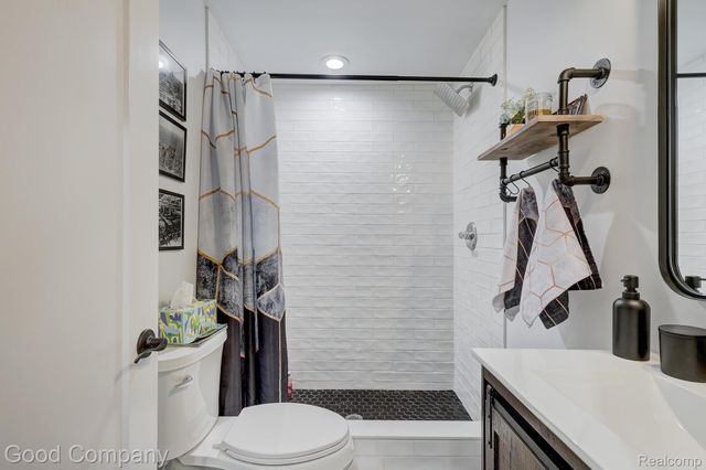 308 Parkdale Avenue, Royal Oak, MI 48073