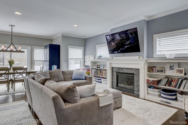 308 Parkdale Avenue, Royal Oak, MI 48073