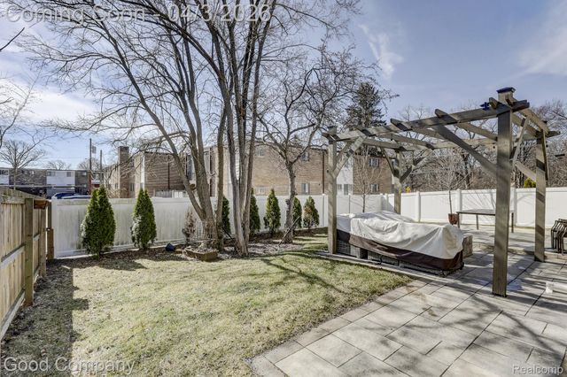 308 Parkdale Avenue, Royal Oak, MI 48073