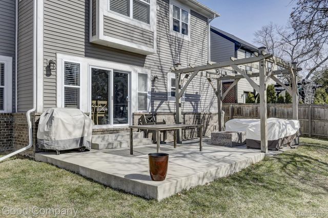308 Parkdale Avenue, Royal Oak, MI 48073
