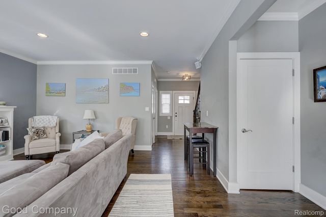 308 Parkdale Avenue, Royal Oak, MI 48073