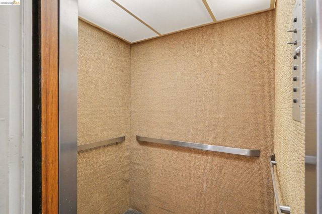 651 Oakland Ave 2D, Oakland, CA 94611