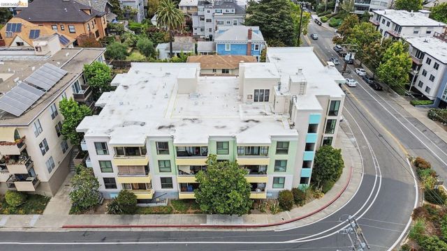 651 Oakland Ave 2D, Oakland, CA 94611