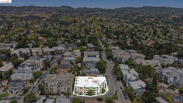 651 Oakland Ave 2D, Oakland, CA 94611