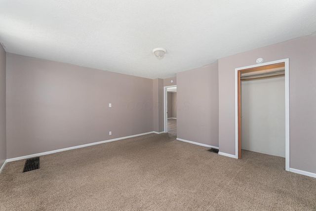 167 Essex Street, Newark, OH 43055
