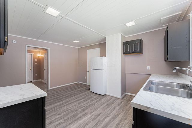 167 Essex Street, Newark, OH 43055