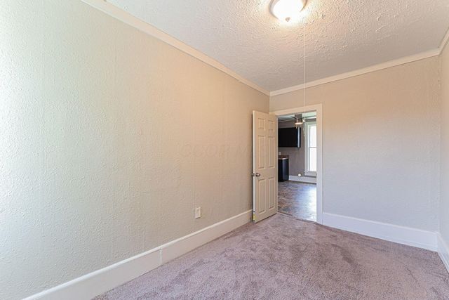 167 Essex Street, Newark, OH 43055