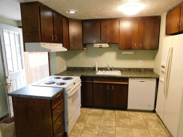 2312 BROAD Ave, Spokane, WA 99205