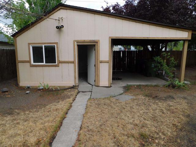 2312 BROAD Ave, Spokane, WA 99205
