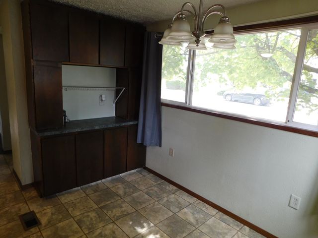 2312 BROAD Ave, Spokane, WA 99205