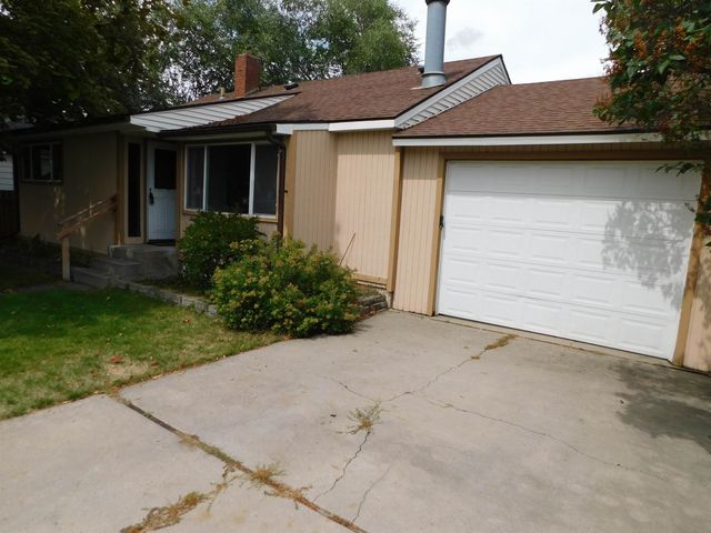 2312 BROAD Ave, Spokane, WA 99205