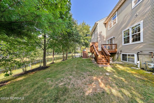 5 Ocean Breeze Court, Manahawkin, NJ 08050