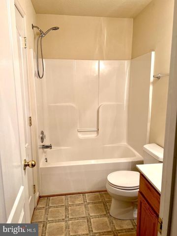 10017 WAMSLEY CT, White Plains, MD 20695