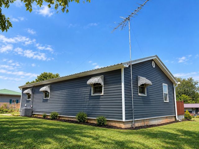 520 Cliff Dr, SE, Cleveland, TN 37323