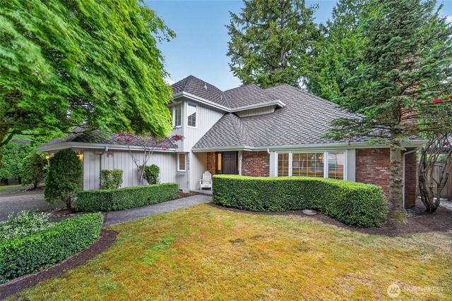 12610 NE 68th Place, Kirkland, WA 98033