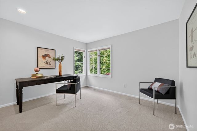 12610 NE 68th Place, Kirkland, WA 98033