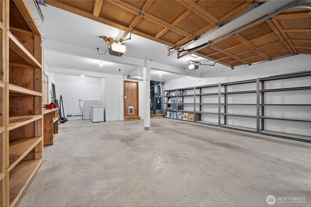 12610 NE 68th Place, Kirkland, WA 98033