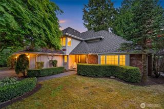 12610 NE 68th Place, Kirkland, WA 98033