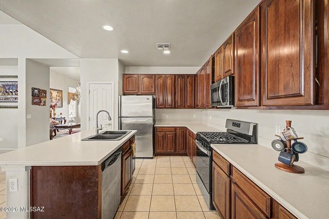 3391 N Fork River Court, Tucson, AZ 85745
