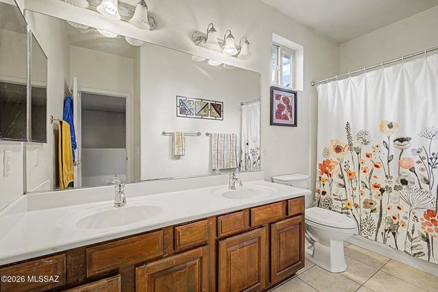 3391 N Fork River Court, Tucson, AZ 85745