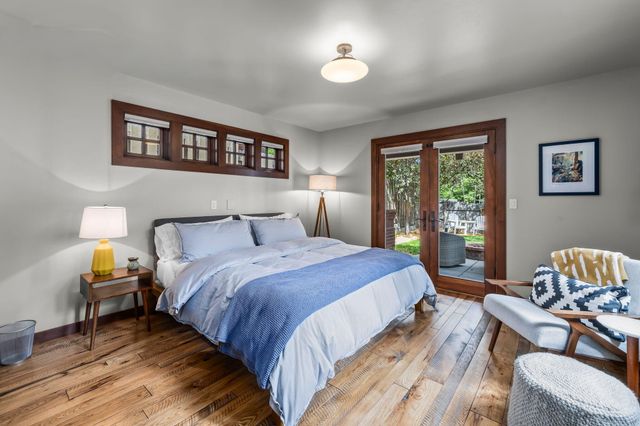 2216 NW 6th Street, Bend, OR 97703