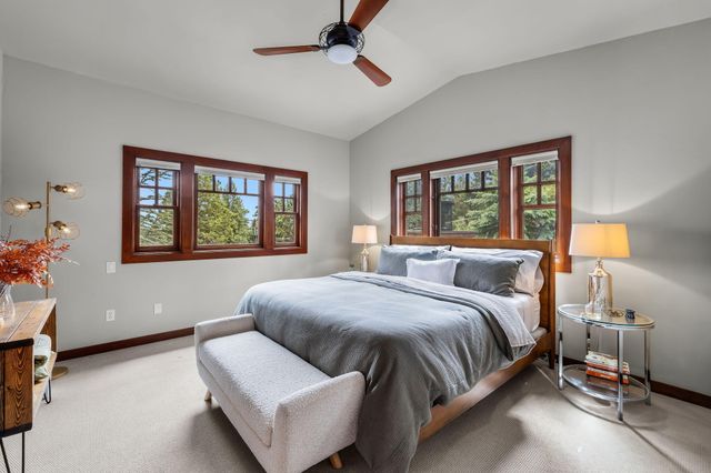 2216 NW 6th Street, Bend, OR 97703