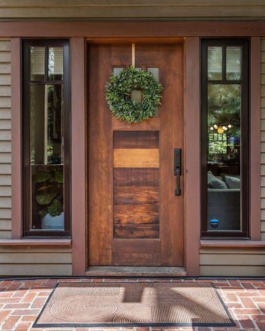 2216 NW 6th Street, Bend, OR 97703