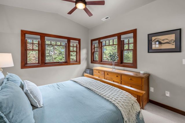 2216 NW 6th Street, Bend, OR 97703