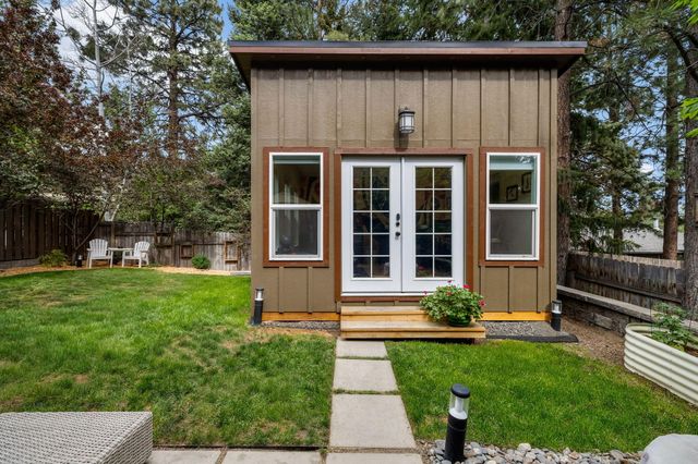 2216 NW 6th Street, Bend, OR 97703