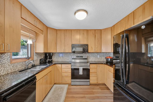 4408 50th Street, Des Moines, IA 50310