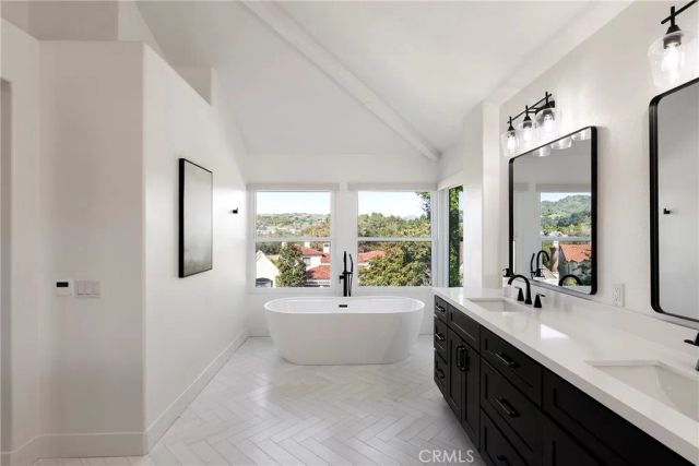 1 Riviera, Coto De Caza, CA 92679