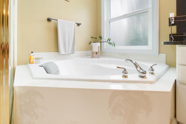 8100 Mitchell Dewitt Road, Plain City, OH 43064