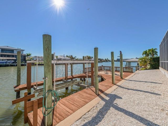 396 Conners AVE, Naples, FL 34108