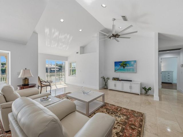 396 Conners AVE, Naples, FL 34108