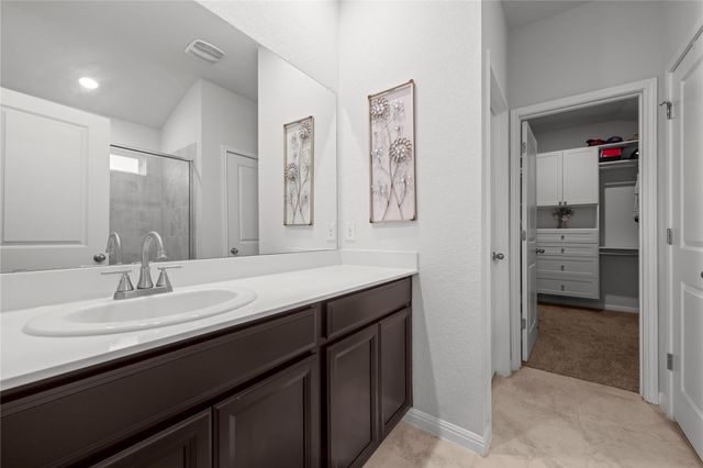 407 Water Way Ave, Hutto, TX 78634