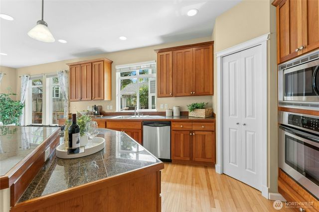 3127 NE Magnolia Street, Issaquah, WA 98029