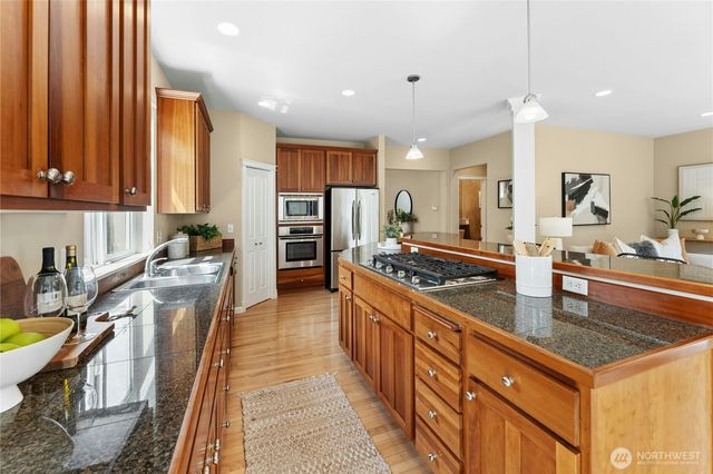 3127 NE Magnolia Street, Issaquah, WA 98029