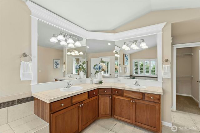 3127 NE Magnolia Street, Issaquah, WA 98029