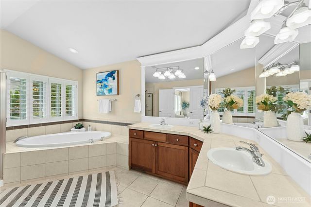 3127 NE Magnolia Street, Issaquah, WA 98029
