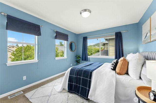 3127 NE Magnolia Street, Issaquah, WA 98029