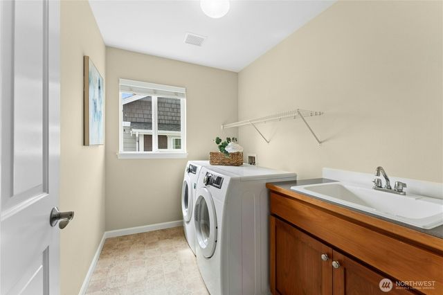 3127 NE Magnolia Street, Issaquah, WA 98029