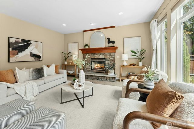 3127 NE Magnolia Street, Issaquah, WA 98029