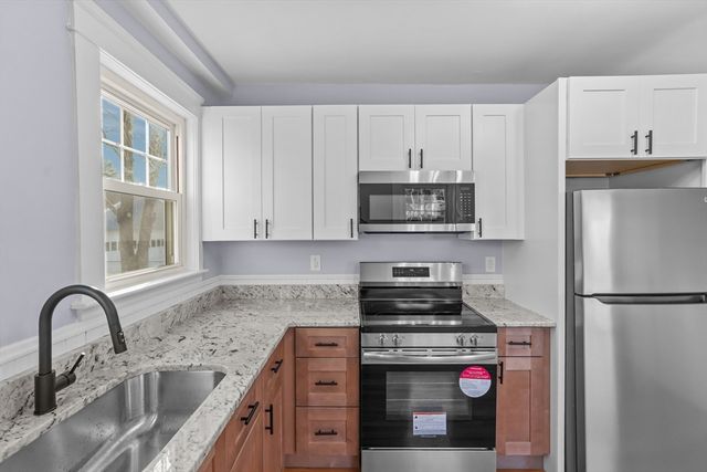 202 Jenckes St, Woonsocket, RI 02895