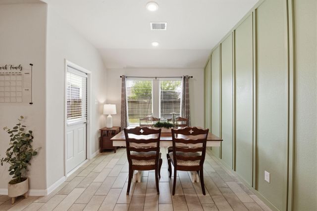 2218 Brisa Lane, Baytown, TX 77523