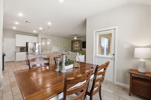 2218 Brisa Lane, Baytown, TX 77523