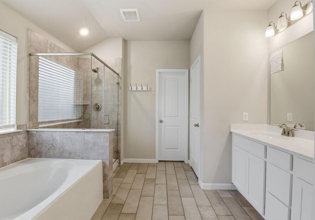 2218 Brisa Lane, Baytown, TX 77523