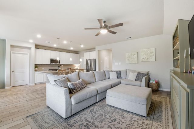 2218 Brisa Lane, Baytown, TX 77523