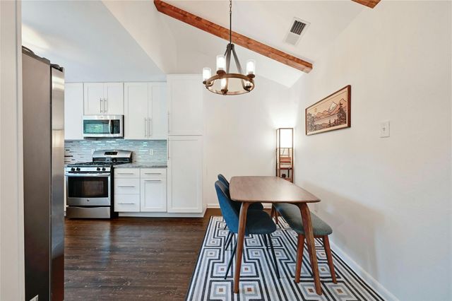 607 Old Stone RD, Austin, TX 78745