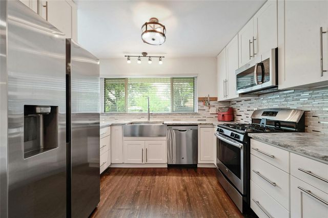 607 Old Stone RD, Austin, TX 78745
